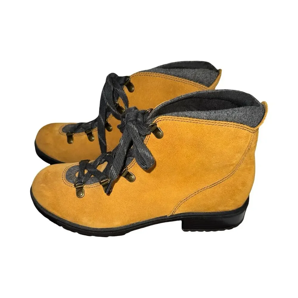 Clarks Women's‎ Lumberjack Suede Hiking Ankle Boots Size US 10 EU 41.5